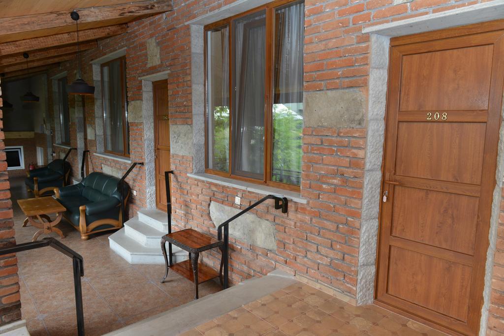 Hotel Tourist à Akhaltsikhé Extérieur photo