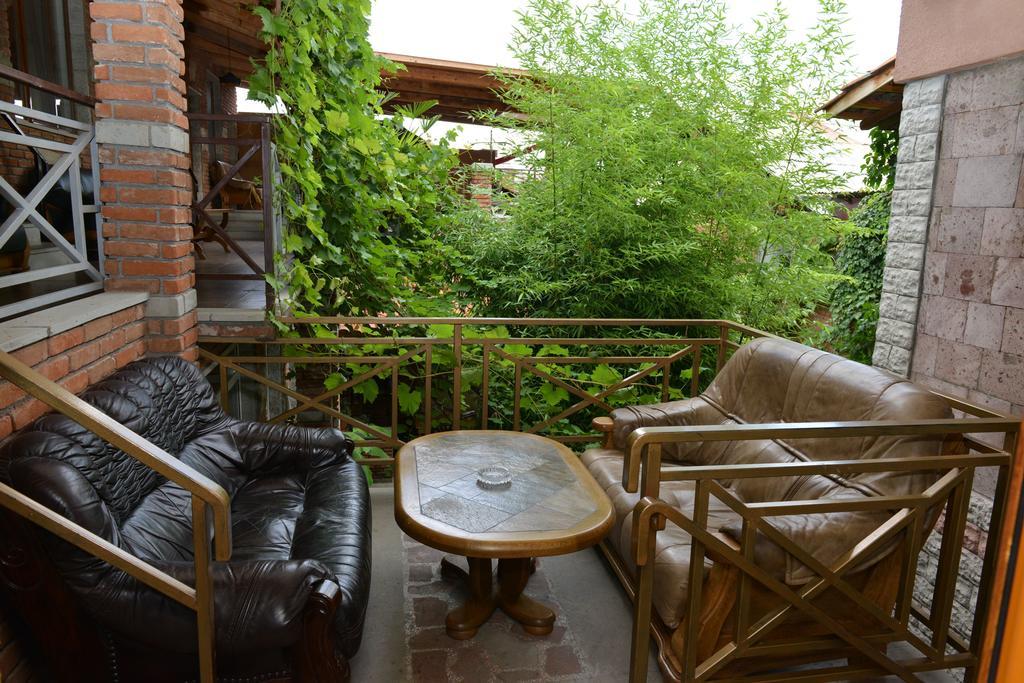 Hotel Tourist à Akhaltsikhé Extérieur photo