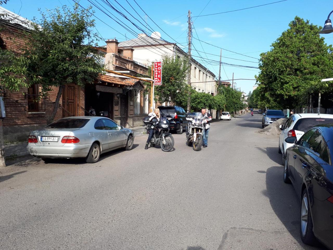 Hotel Tourist à Akhaltsikhé Extérieur photo